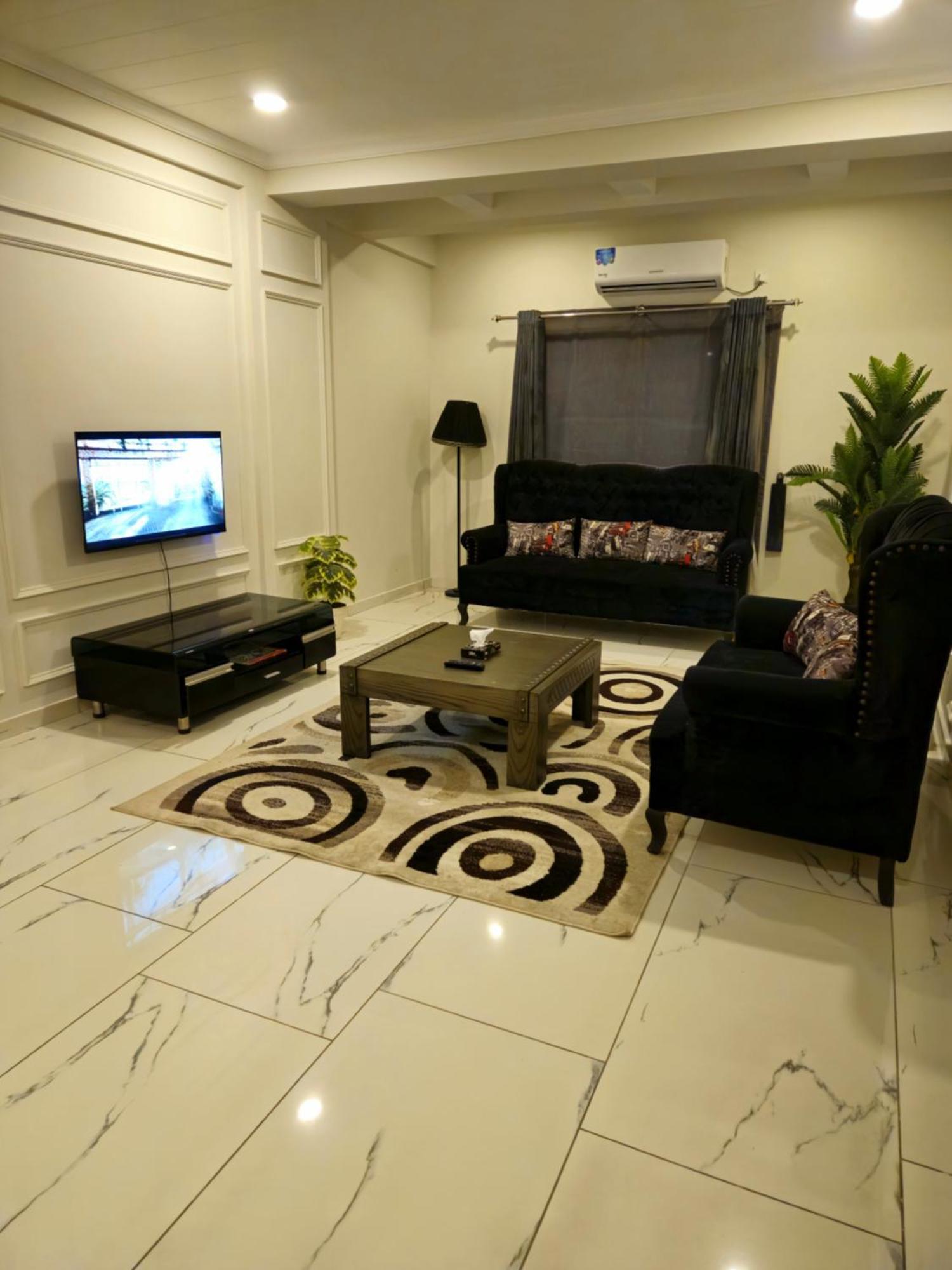 Aesthetic Scenic Luxurious Apartment - Bahria Heights Rawalpindi Eksteriør bilde