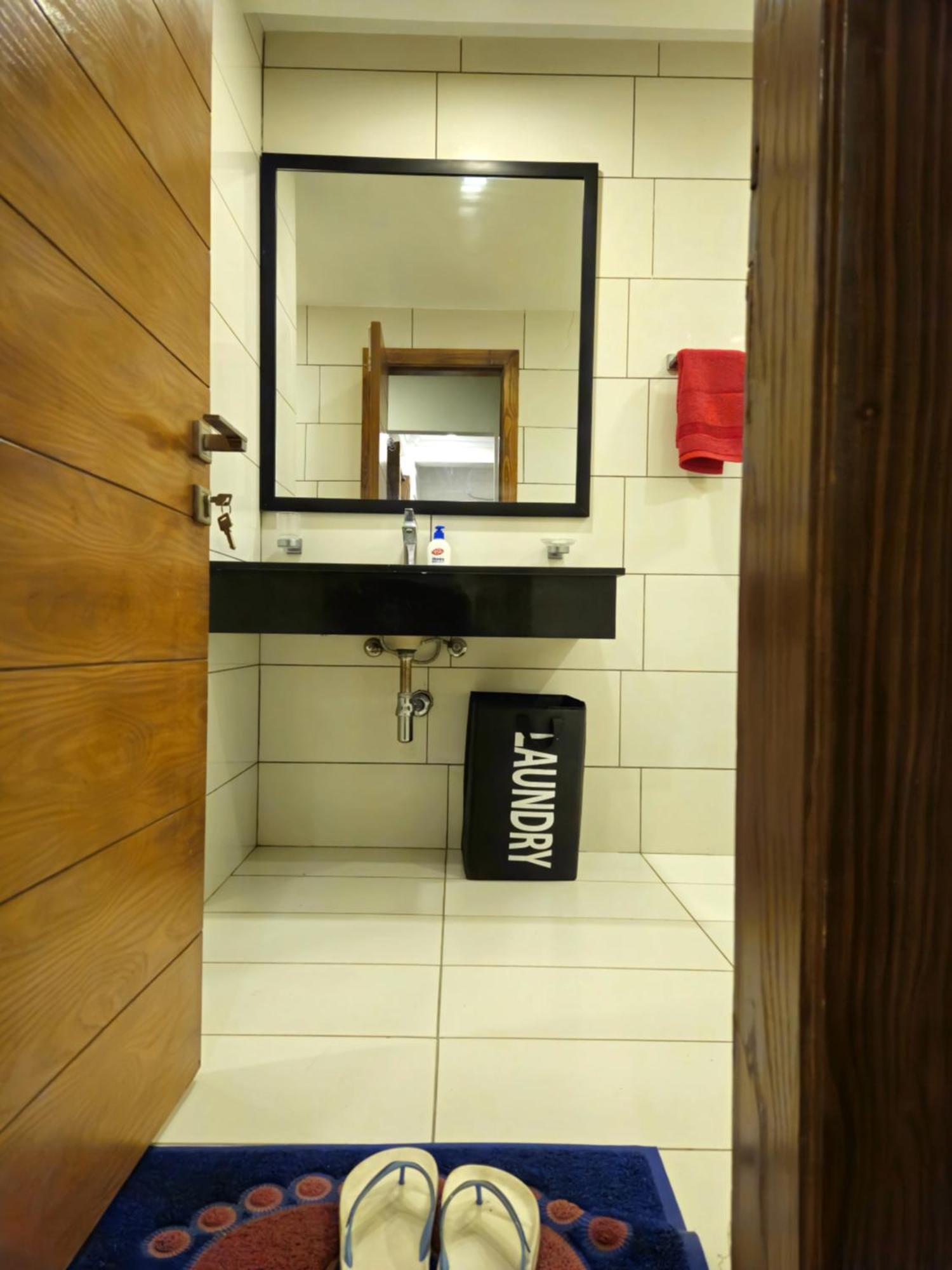 Aesthetic Scenic Luxurious Apartment - Bahria Heights Rawalpindi Eksteriør bilde
